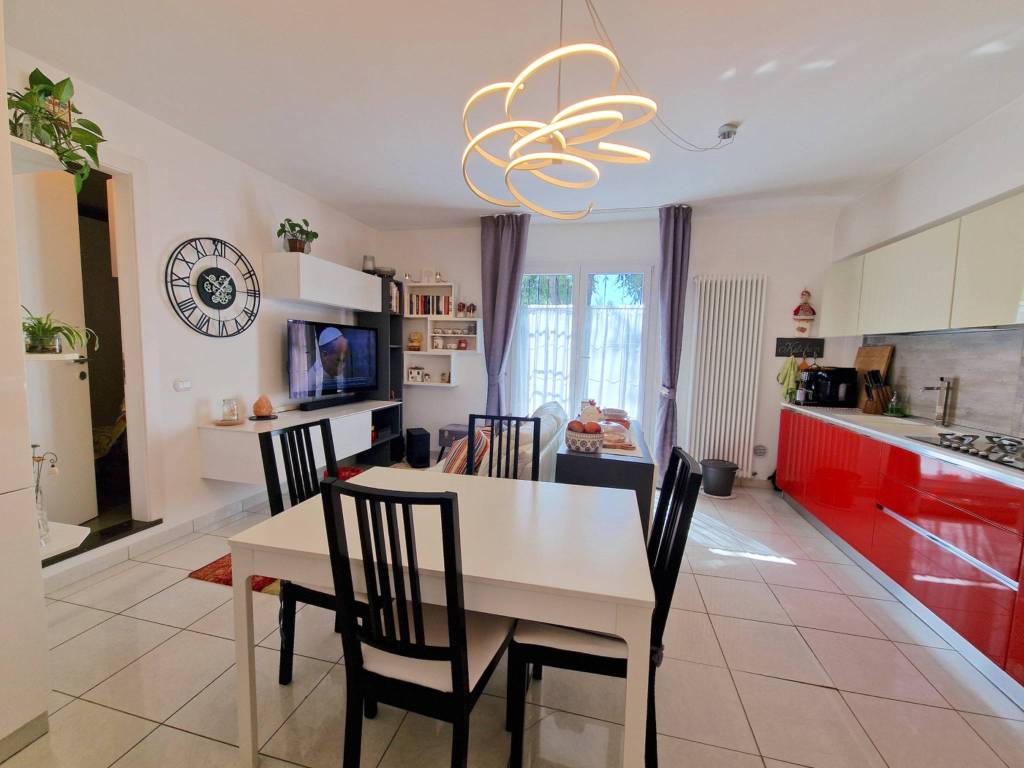 Appartamento a Riccione in Viale Viareggio, 36 - Foto 5