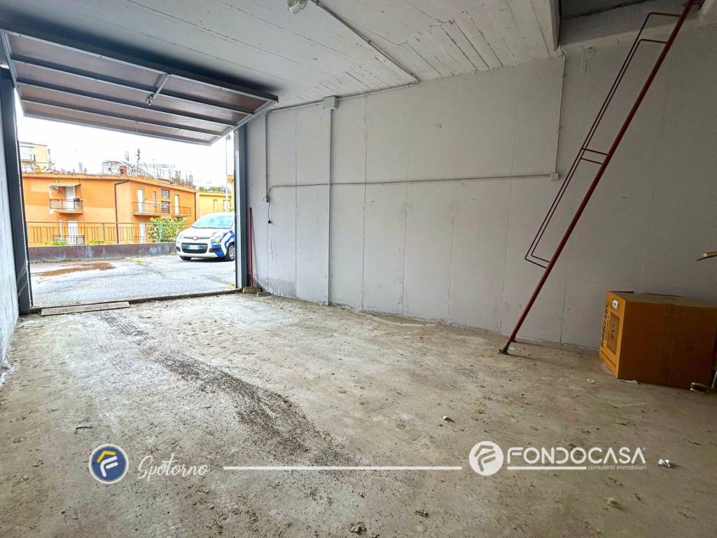 Box / garage a Spotorno in Salita ai Frati - Foto 3