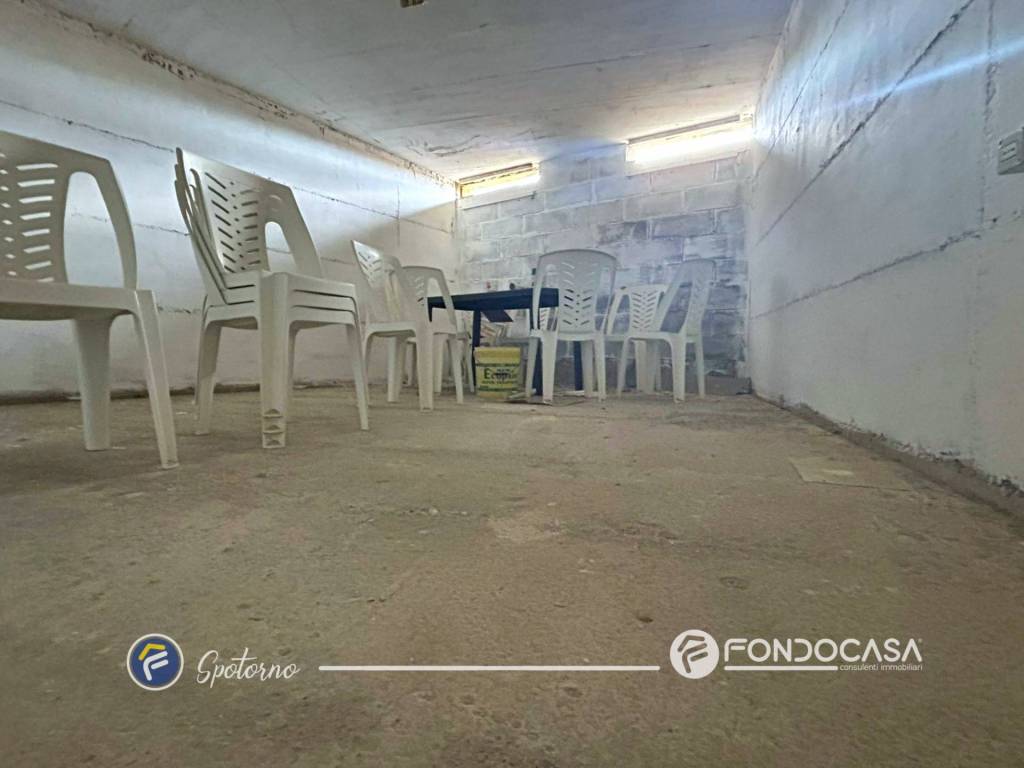Box / garage a Spotorno in Salita ai Frati - Foto 4