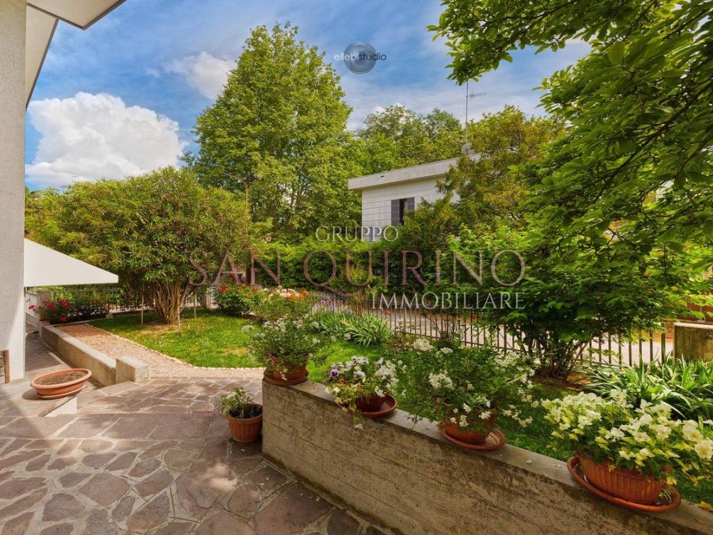 Villa a Correggio in Via Enrico Montessori, 6 - Foto 2