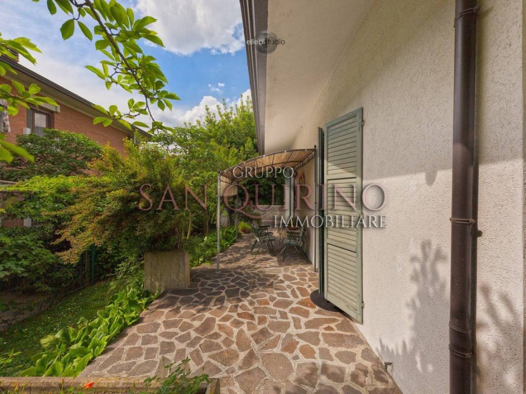 Villa a Correggio in Via Enrico Montessori, 6 - Foto 3