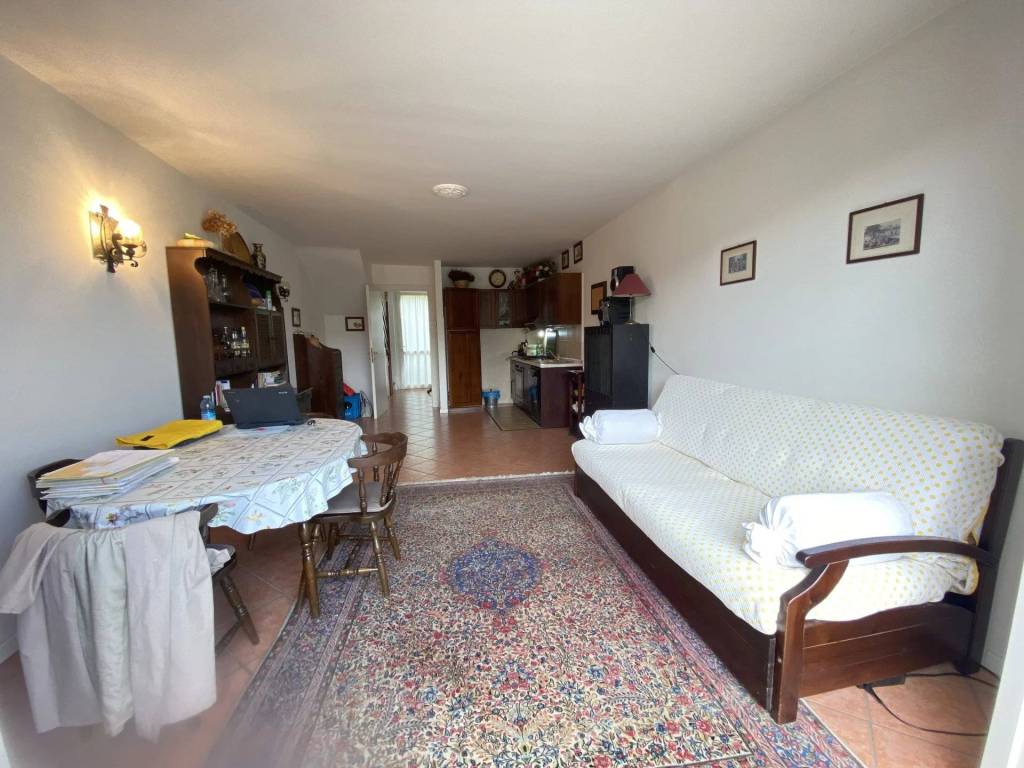 Appartamento a Alta valle intelvi in via santi nazaro e celso 19 - Foto 3