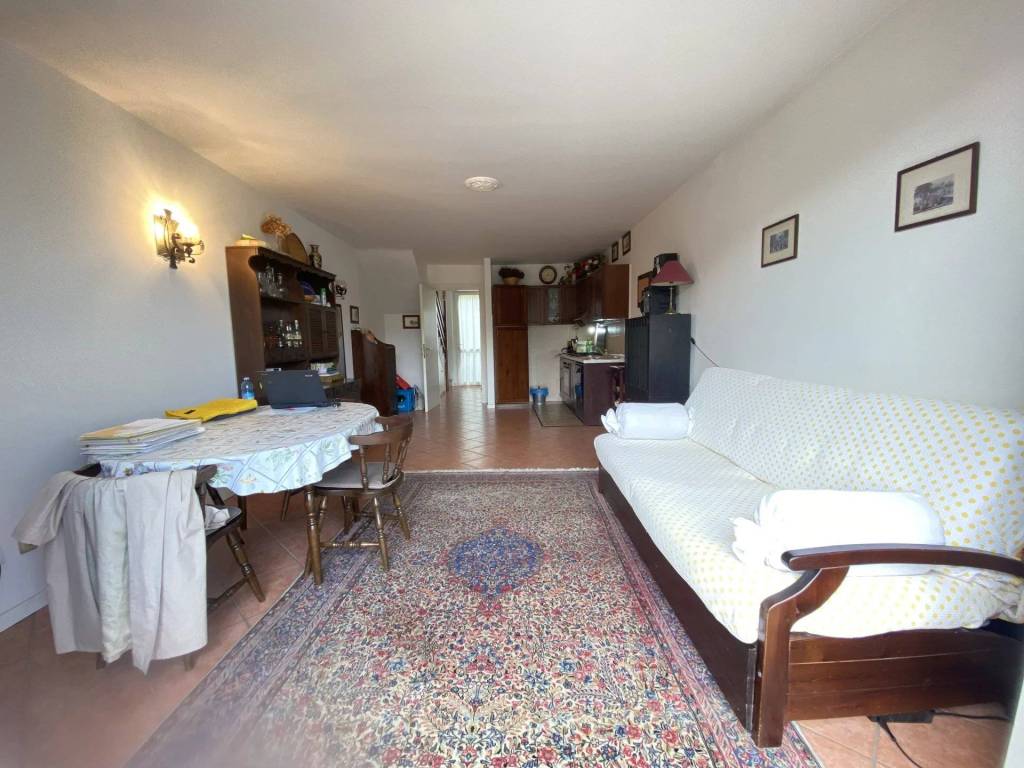 Appartamento a Alta valle intelvi in via santi nazaro e celso 19 - Foto 4