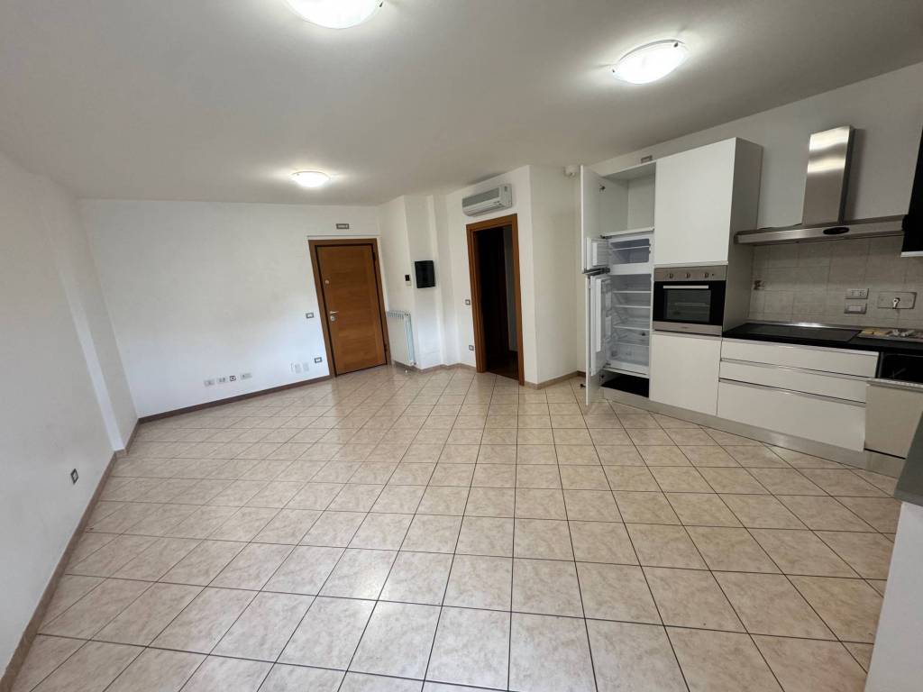 Appartamento a Bastia umbra in Viale del Popolo - Foto 2