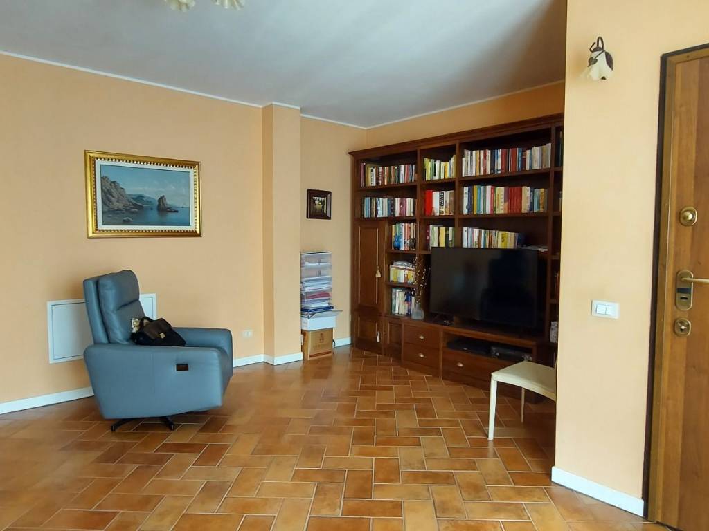 Appartamento a Montevecchia in Via D. Gelsi, 13 - Foto 5