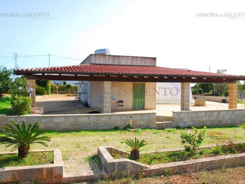 Casa indipendente a Salve in CONTRADA SPECOLIZZI - Foto 2