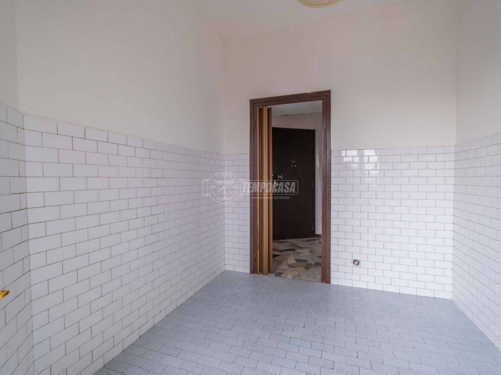 Appartamento a Novara in Viale Giulio Cesare - Foto 5