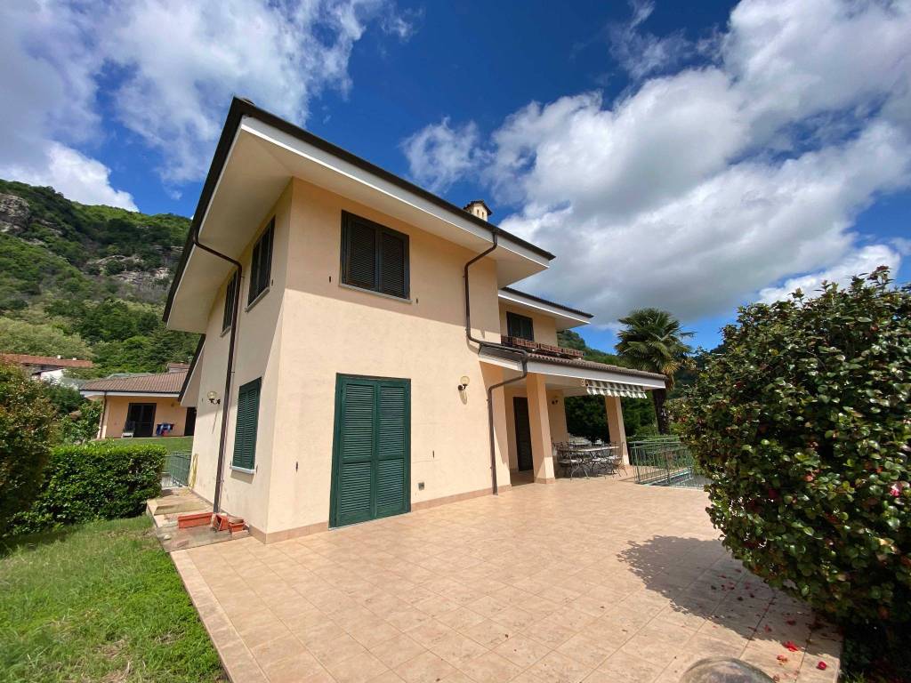 Villa a Revello in Via Cavalier Giuseppe Giletta - Foto 3