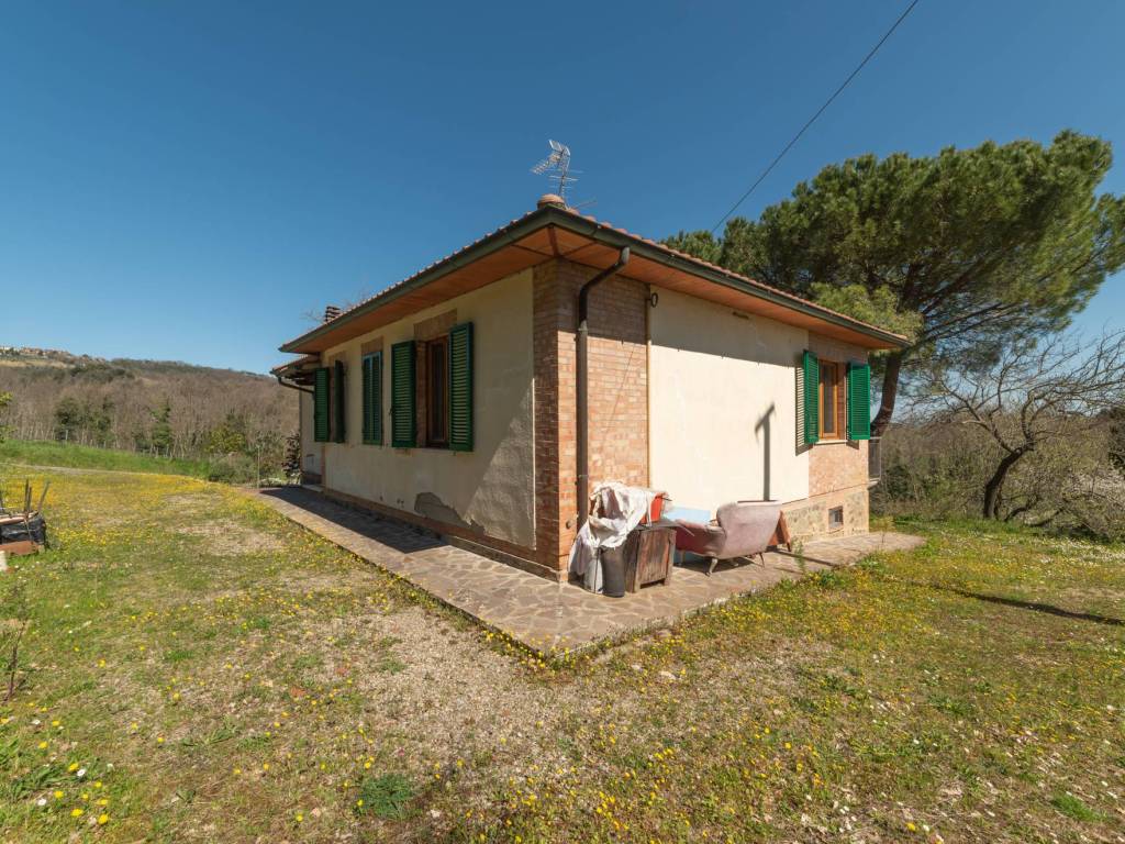 Villa a Montalcino in Strada Provinciale della Badia di Sant'Antimo - Foto 5