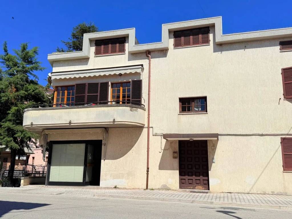 Casa indipendente a Treia in Via Papa Giovanni Xxiii, 5 - Foto 2