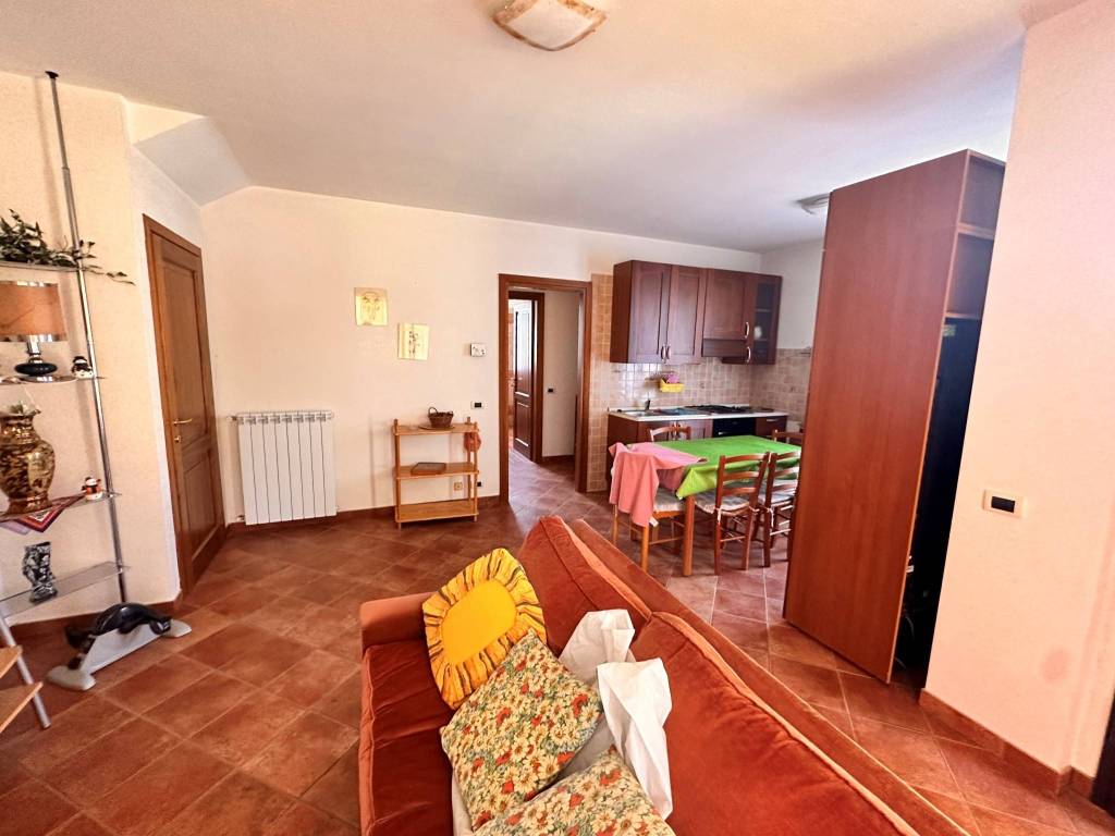 Casa indipendente a Castiglione del lago in Località Rengone - Foto 4