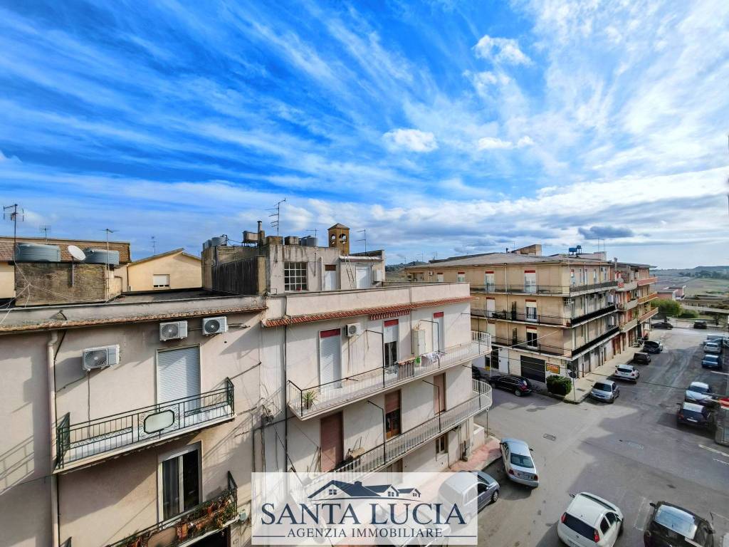 Appartamento a Canicattì in Via Guarino Amelia - Foto 2