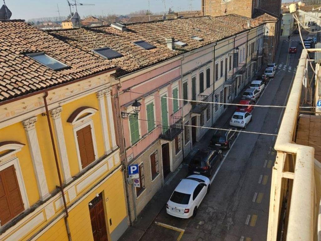 Appartamento a Guastalla in Via Camillo Benso di Cavour - Foto 3