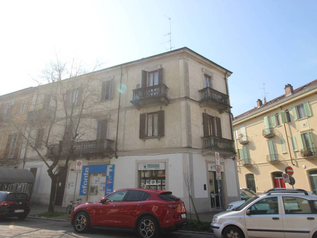Immobile a Casale monferrato in Via Luigi Hugues, 4 - Foto 2
