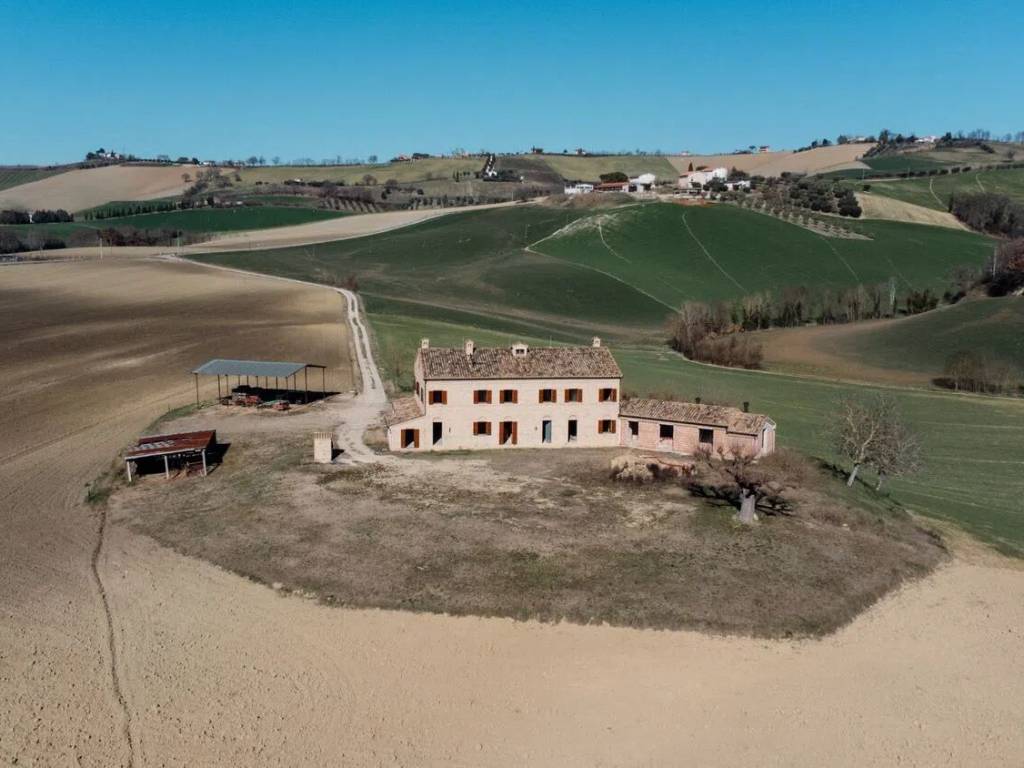 Rustico / casale a Petriolo in Via Santarelli S.N.C. - Foto 4