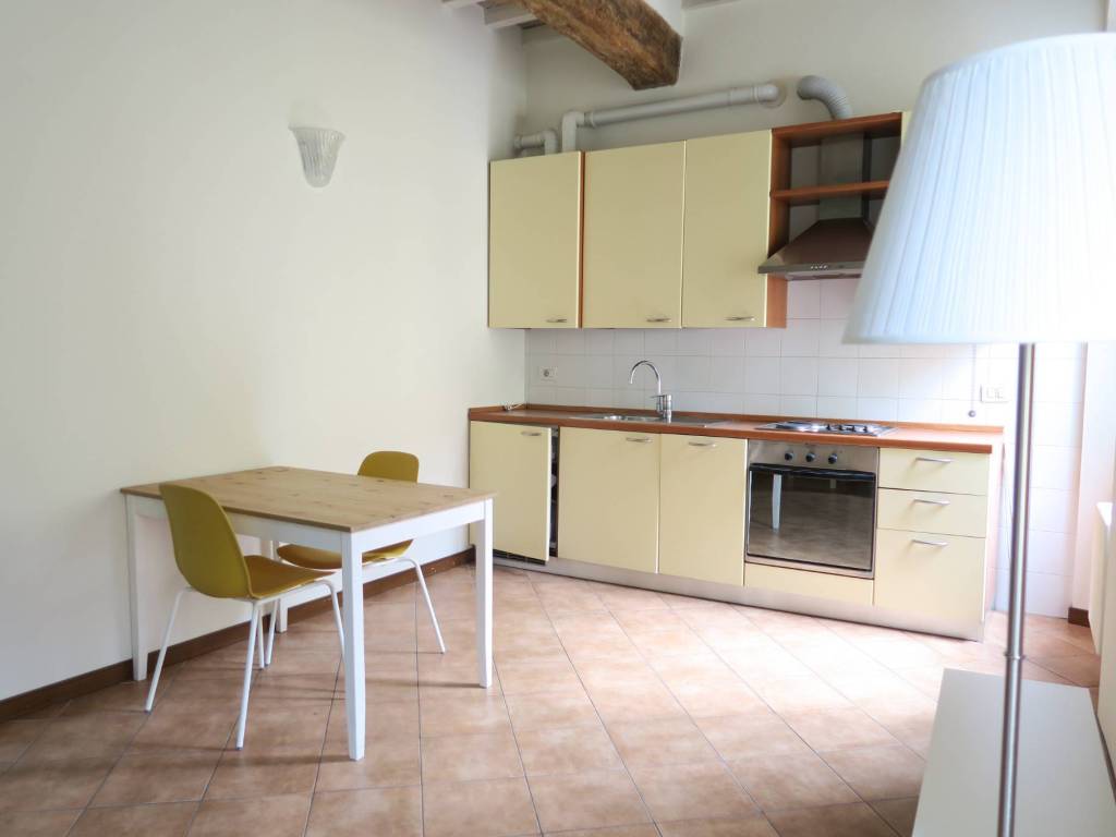 Appartamento a Parma in Strada Benedetto Cairoli - Foto 5