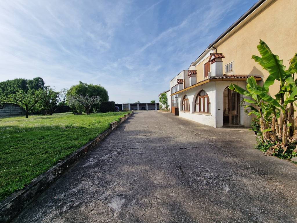 Casa indipendente a Borgo veneto in VIA UMBERTO 1 - Foto 4