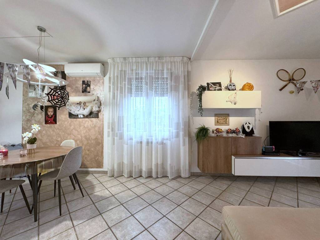 Villa a Porto tolle in Via Umberto Terracini - Foto 5