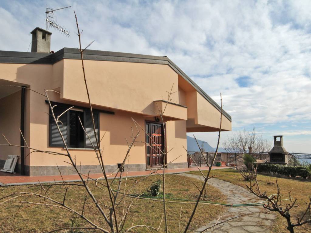 Villa a Arizzano - Foto 2