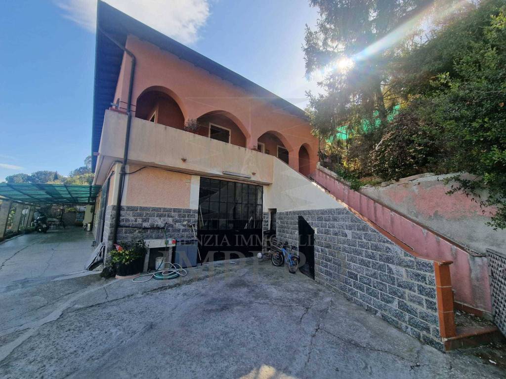 Villa a Ventimiglia in Via M.Buonarroti, 27 - Foto 4