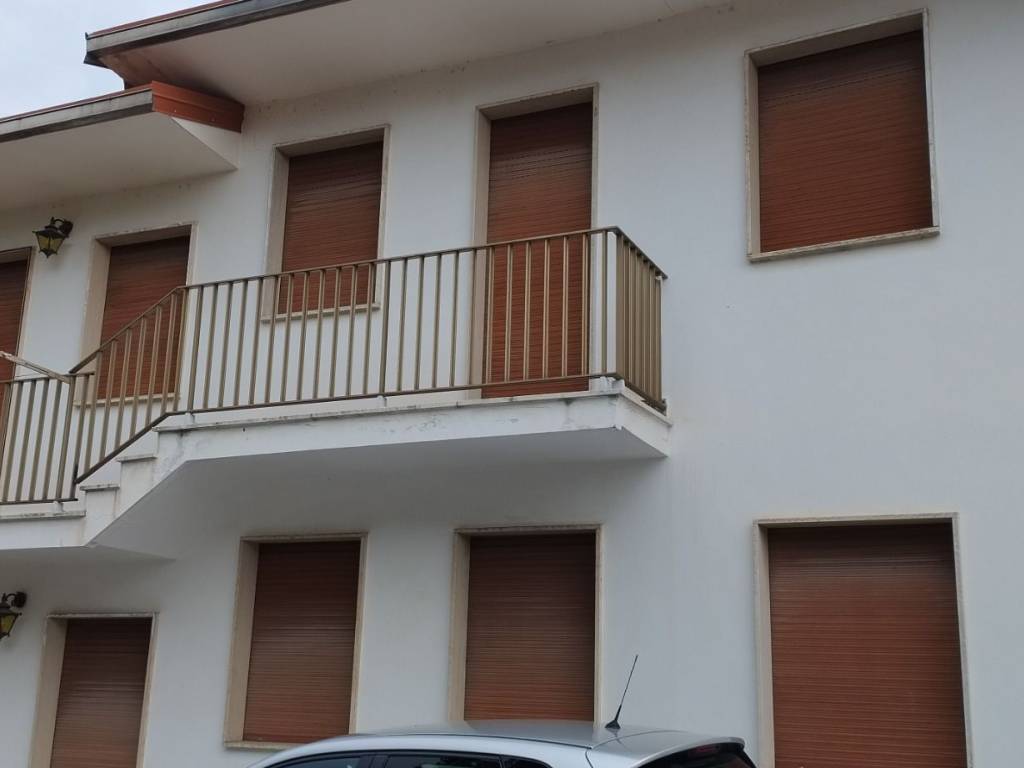 Villa a Novara in Via Luciano Manara - Foto 3