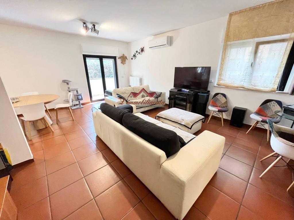 Villa a Modugno in Via Paolo Marzi - Foto 4