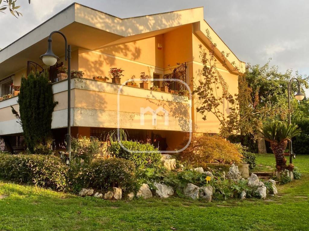 Villa a Cori in Via Giovanni Battista Piranesi, 19 - Foto 4