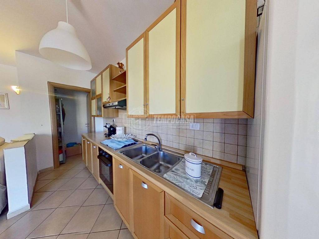 Appartamento a Triggiano in Viale Ezio Vanoni 35 - Foto 4