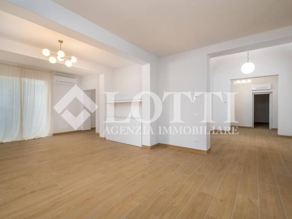 Villa a Cascina in Via Tosco Romagnola, , 804 - Foto 2