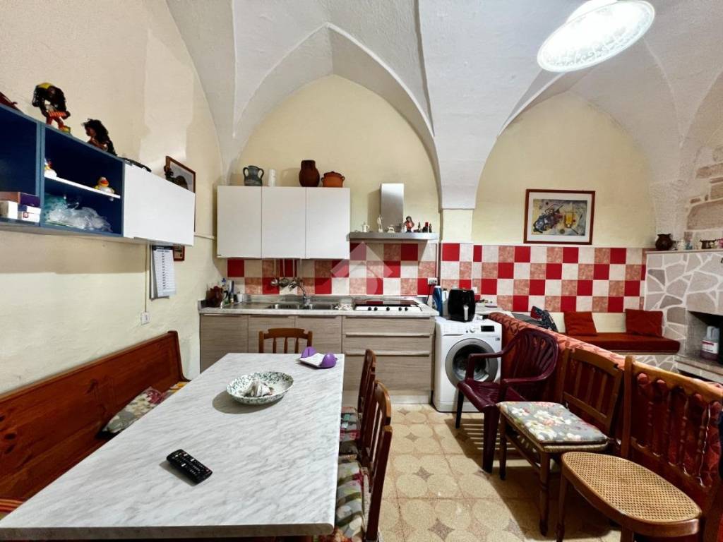 Casa indipendente a Ceglie messapica in Vico III XX Settembre, 7 - Foto 5