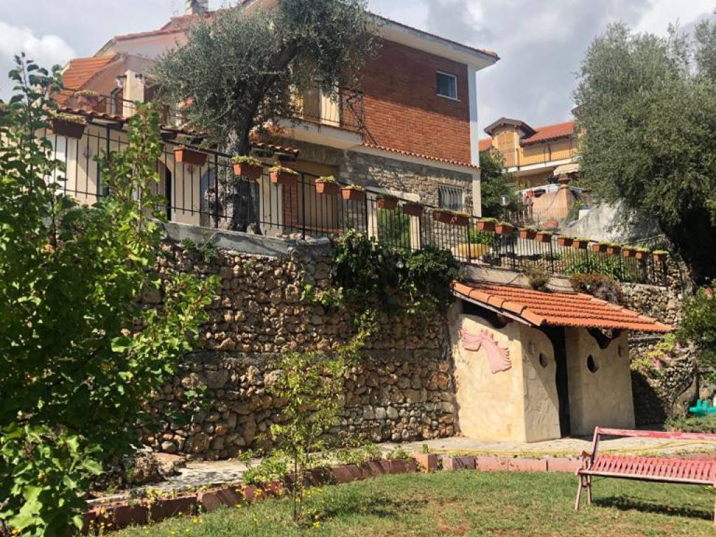 Villa a Ventimiglia in Via Tamagna - Foto 2