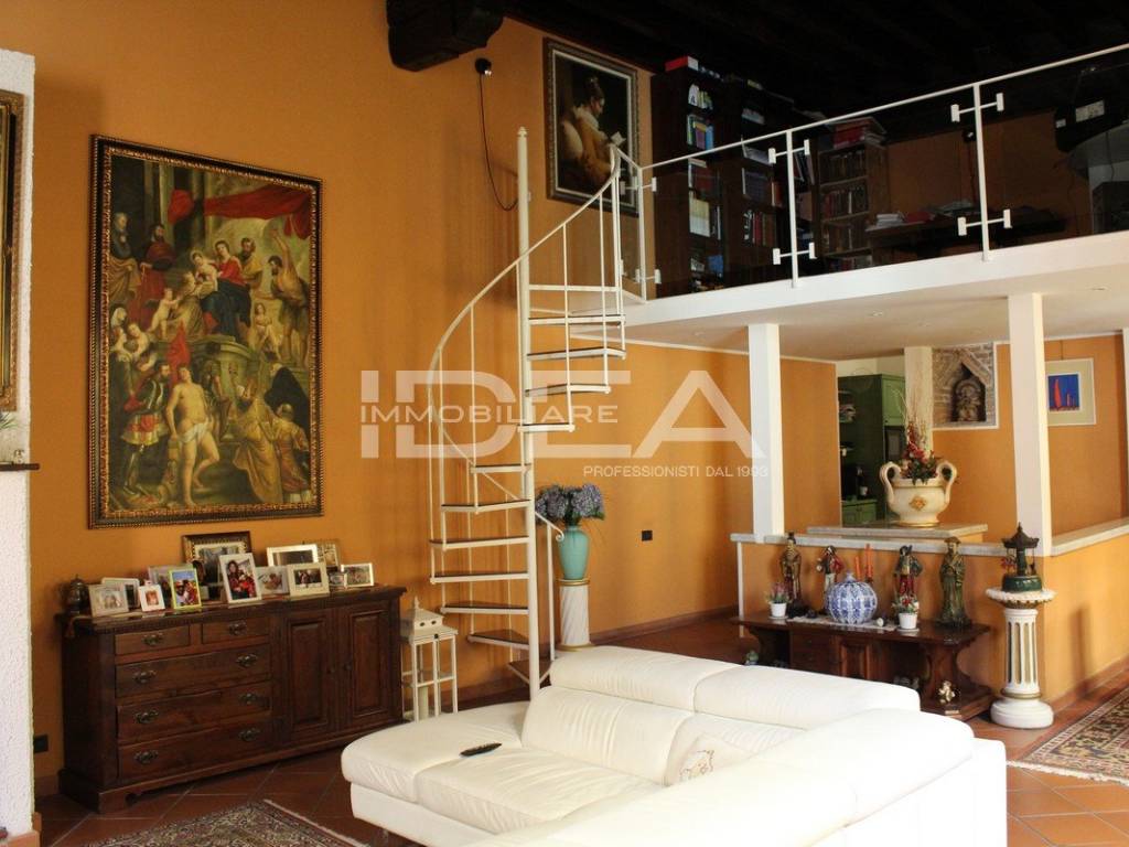 Appartamento a Lucca in Via delle Grazie , - Foto 2