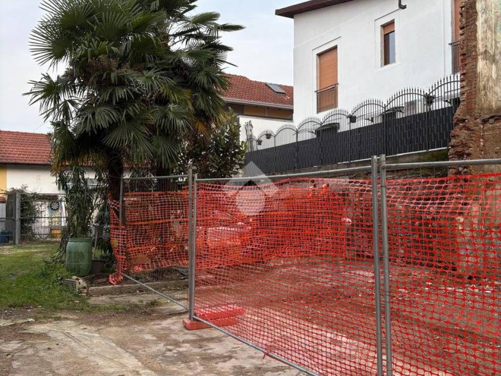 Terreno a Gorla maggiore in Via Giuseppe Mazzini, 3 - Foto 5