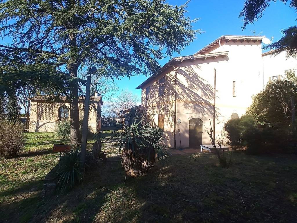 Rustico / casale a Trevi in Località Colle Basso - Foto 4