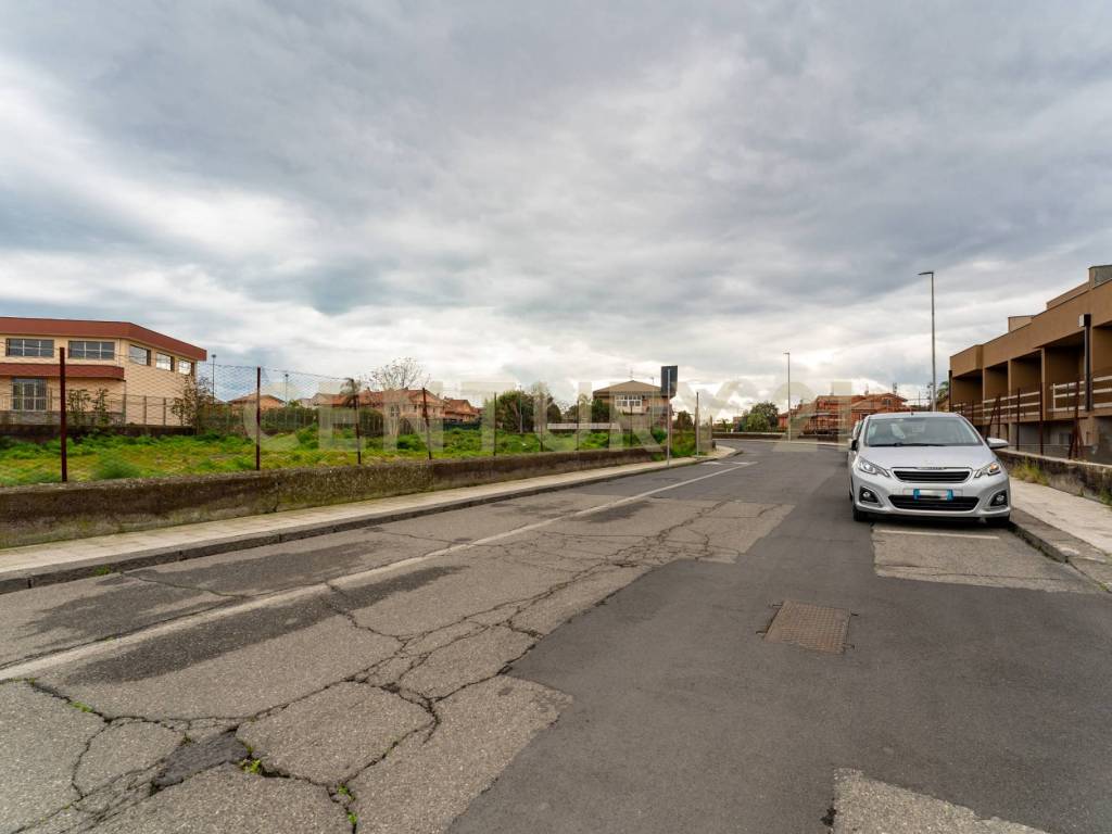 Terreno a San gregorio di catania in Via Dante Alighieri - Foto 4