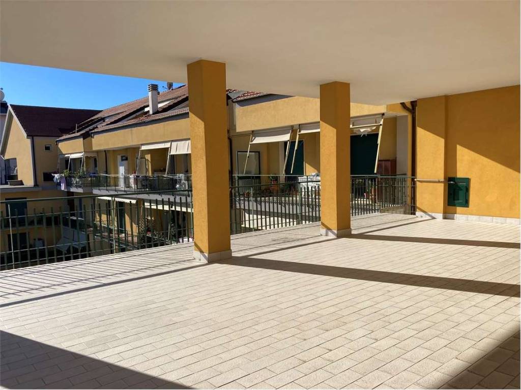 Appartamento a Albenga in Piazza XX Settembre - Foto 4