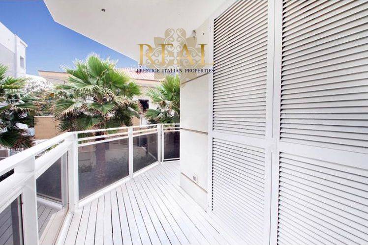 Appartamento a Riccione in Viale Maria Borman Ceccarini - Foto 2