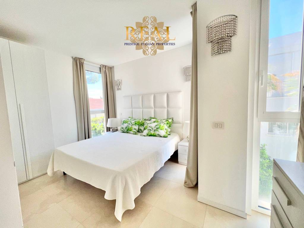 Appartamento a Riccione in Viale Maria Borman Ceccarini - Foto 3