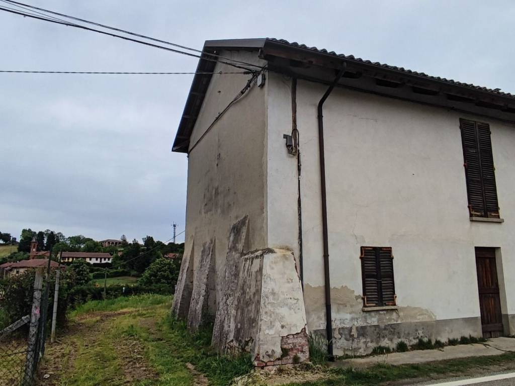 Rustico / casale a Asti in Bramairate - Foto 2