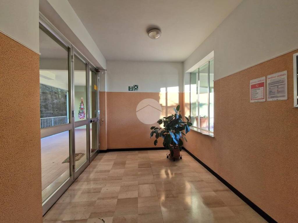 Appartamento a Genova in Via ernesto stassano, 41 - Foto 2