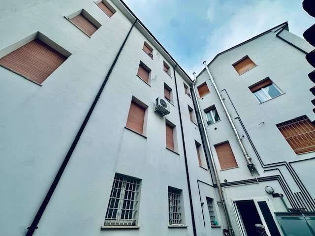 Palazzo / stabile a Mirandola - Foto 2
