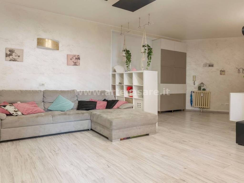 Appartamento a Gerenzano in Via Rovello, 3 - Foto 3