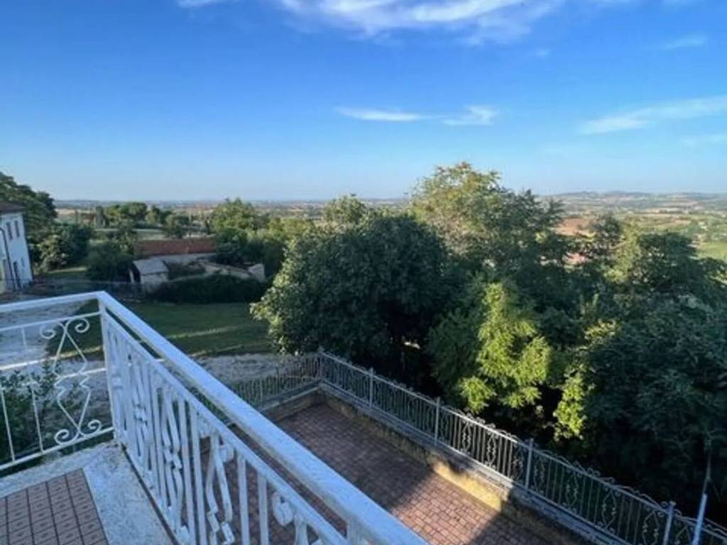 Villa a Monsano in Via Saragat S.N.C. - Foto 2