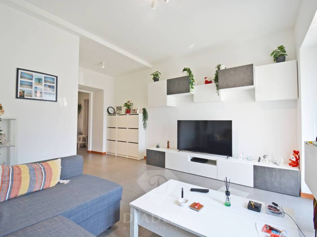 Appartamento a Sumirago in Via Federico Confalonieri, 10 - Foto 2