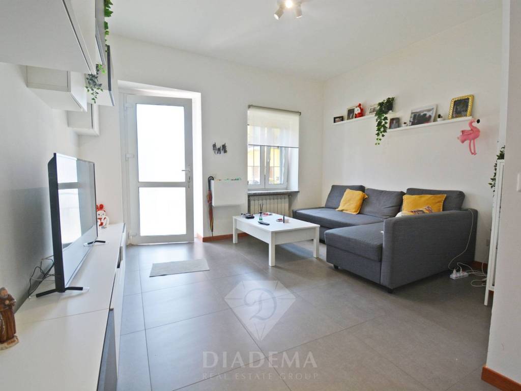 Appartamento a Sumirago in Via Federico Confalonieri, 10 - Foto 4