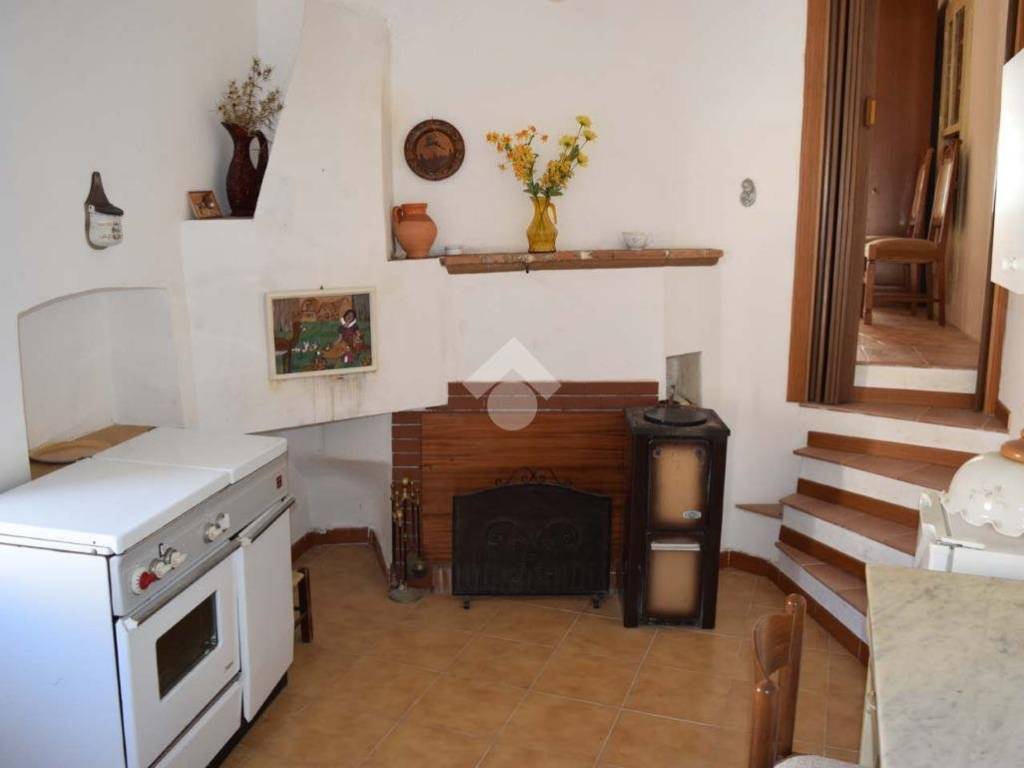 Casa indipendente a Tagliacozzo in Via Borghetto - Foto 2