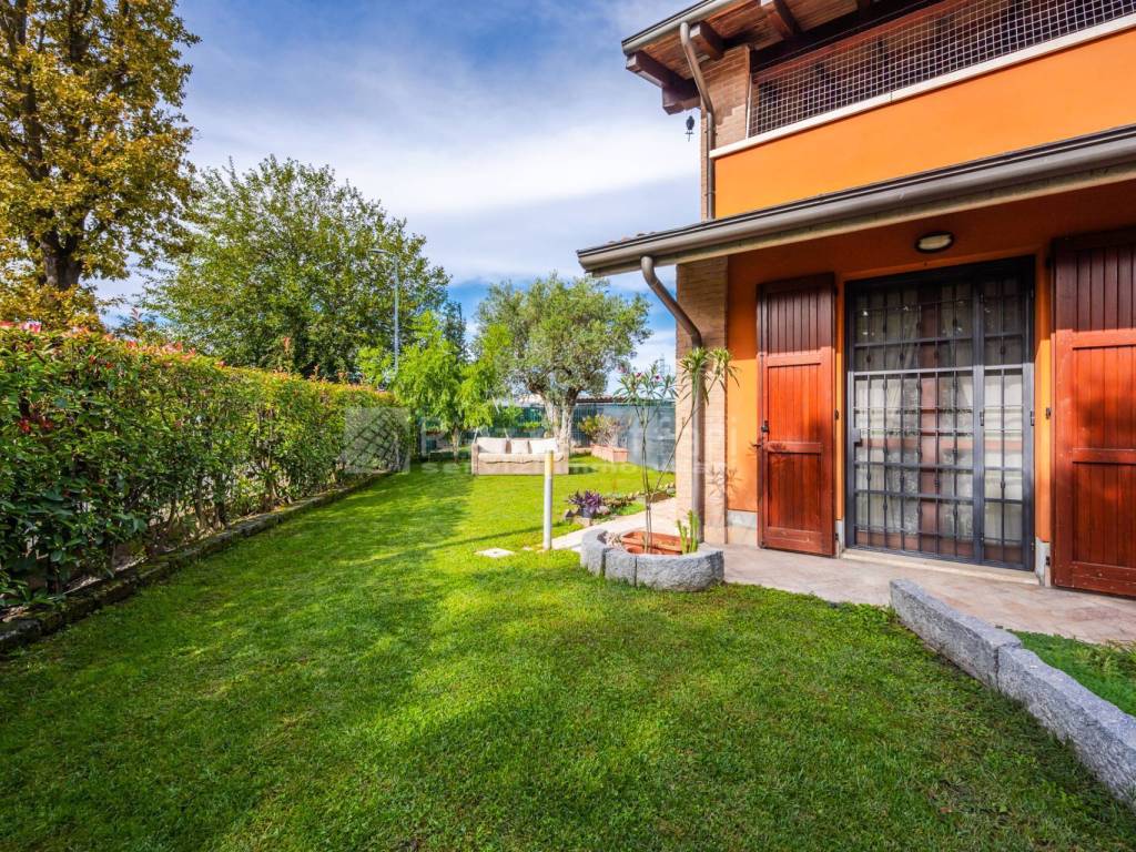 Villa a Reggio emilia in Strada Della Mirandola - Foto 4