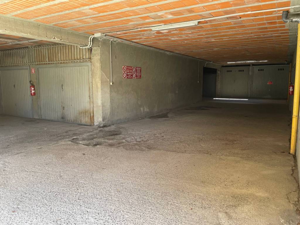 Box / garage a Saint-vincent in Via Trento, 26 - Foto 5