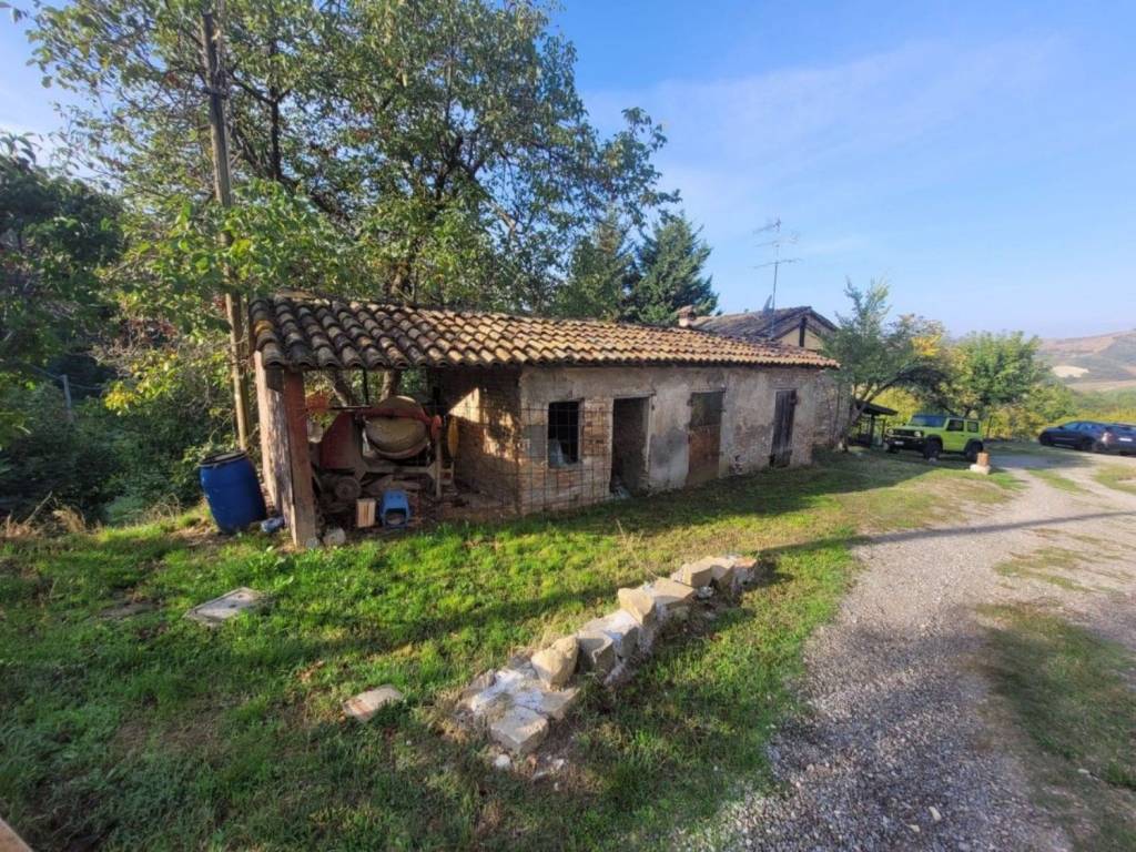 Casa indipendente a Vezzano sul crostolo in Via Travaglioli, 8 - Foto 4