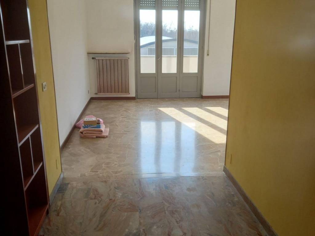 Appartamento a Borgomanero in Via Vittorio Alfieri - Foto 5